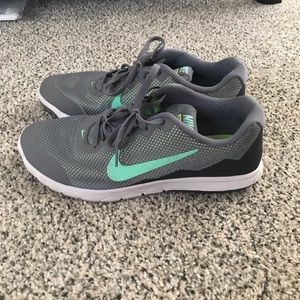 Nike Flex Experience Run 4 Running Shoes